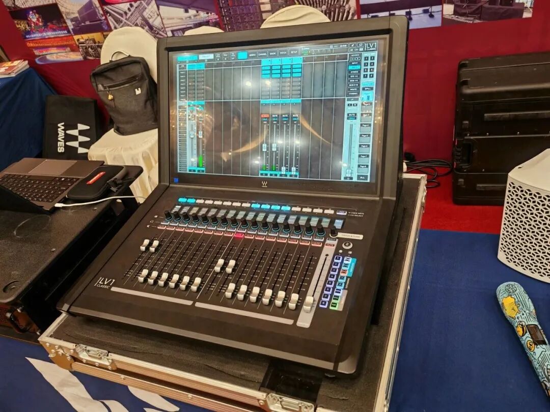 Waves LV1 Classic调音台在第20季新视听全国巡展