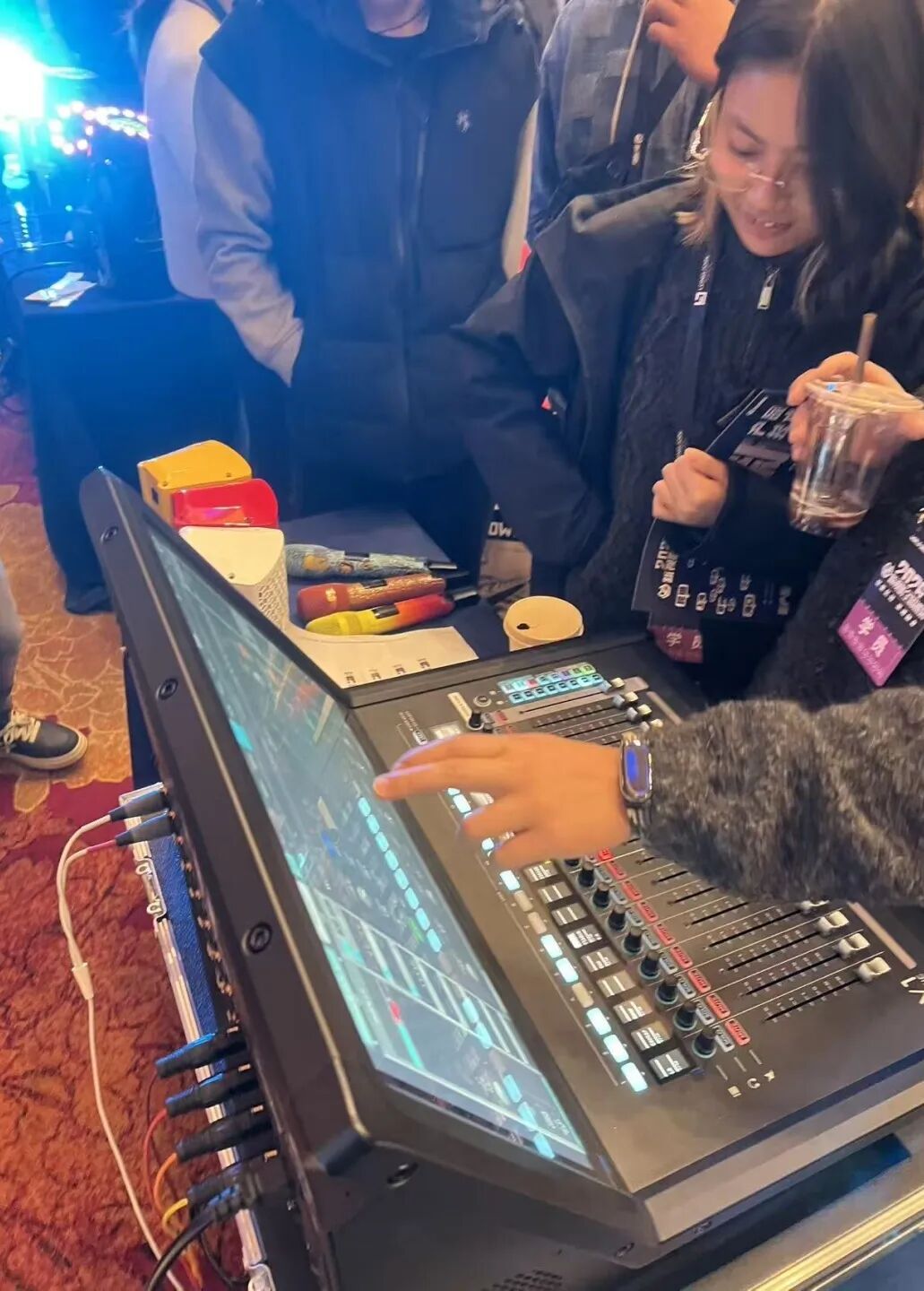 Waves LV1 Classic调音台在第20季新视听全国巡展