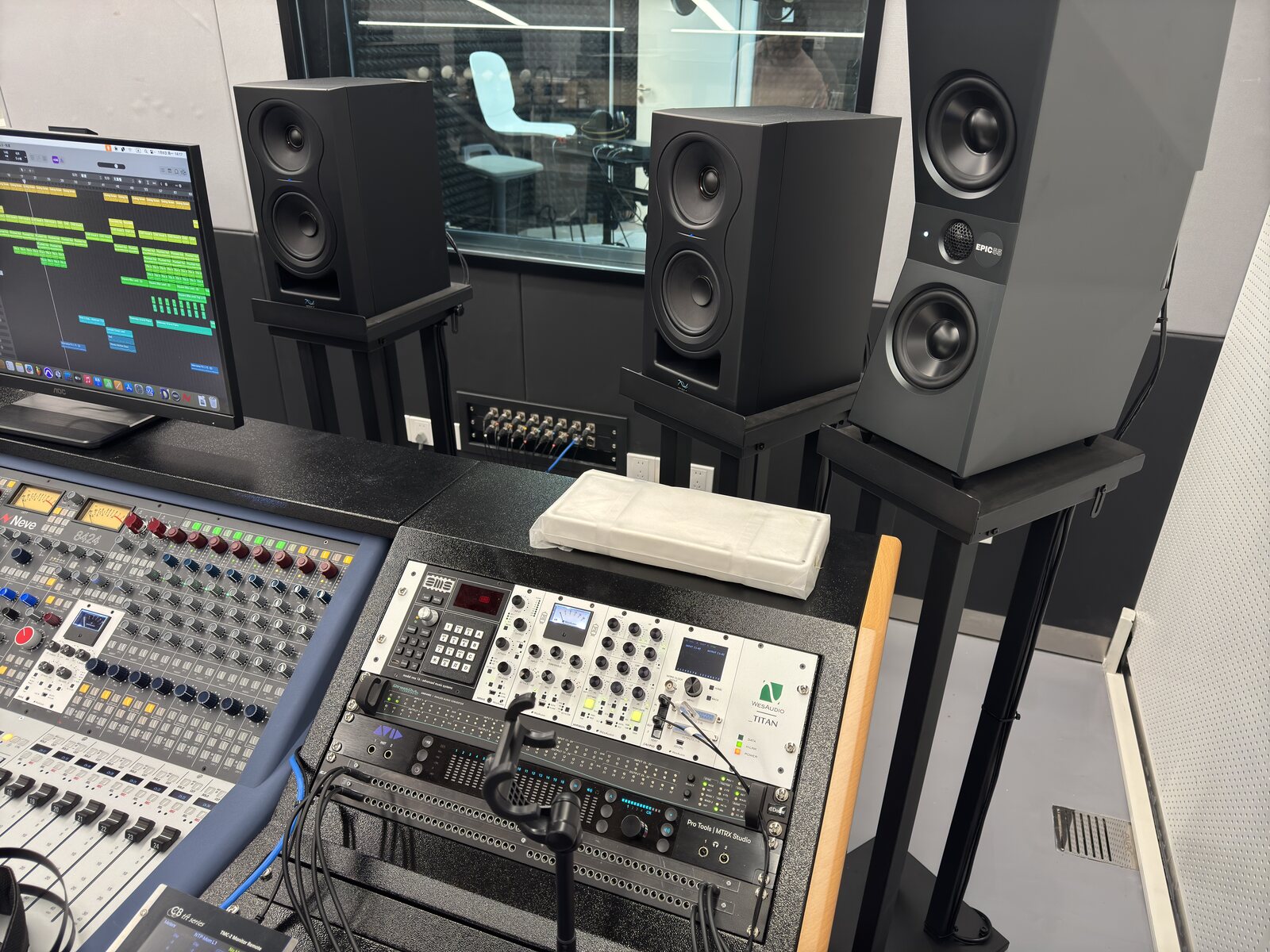 上海中学声音实验室