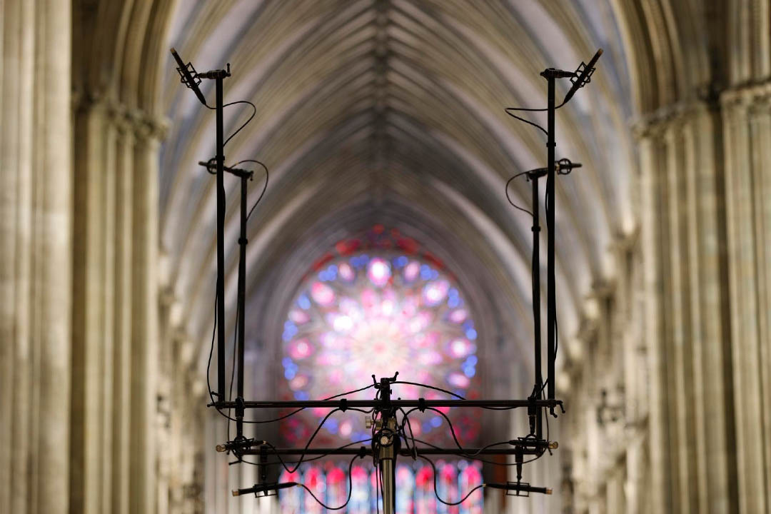 2L-cube microphone array