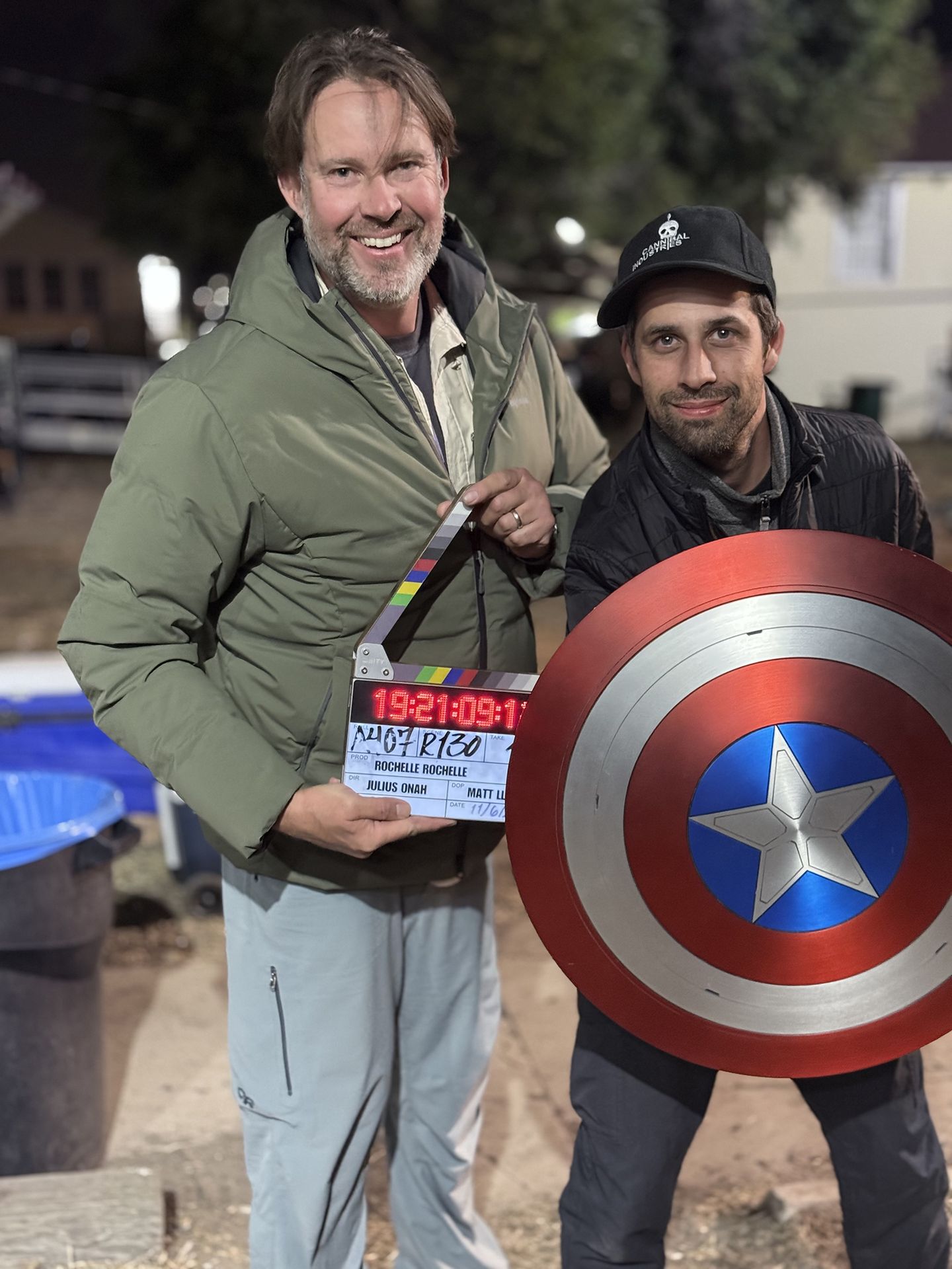 Daniel McCoy 与 Boom Operator Peter 在现场