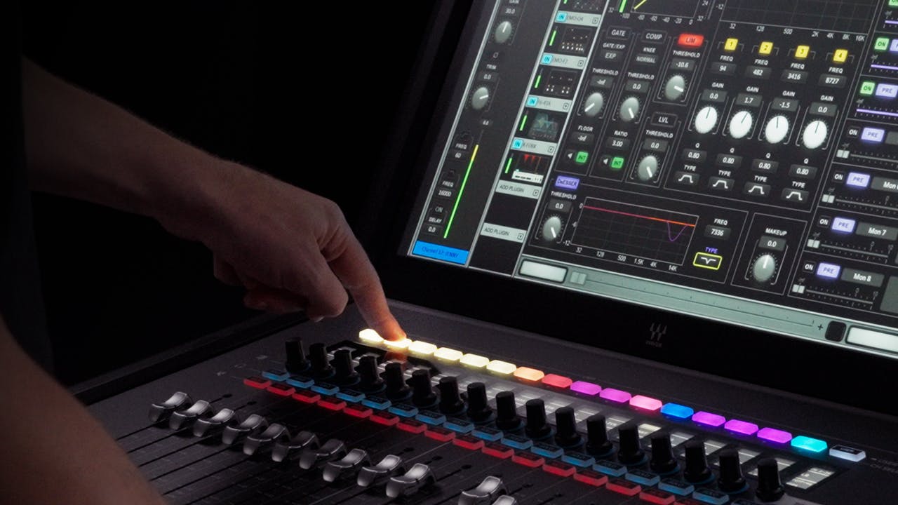 Intuitive Control. Quick-Access UI.