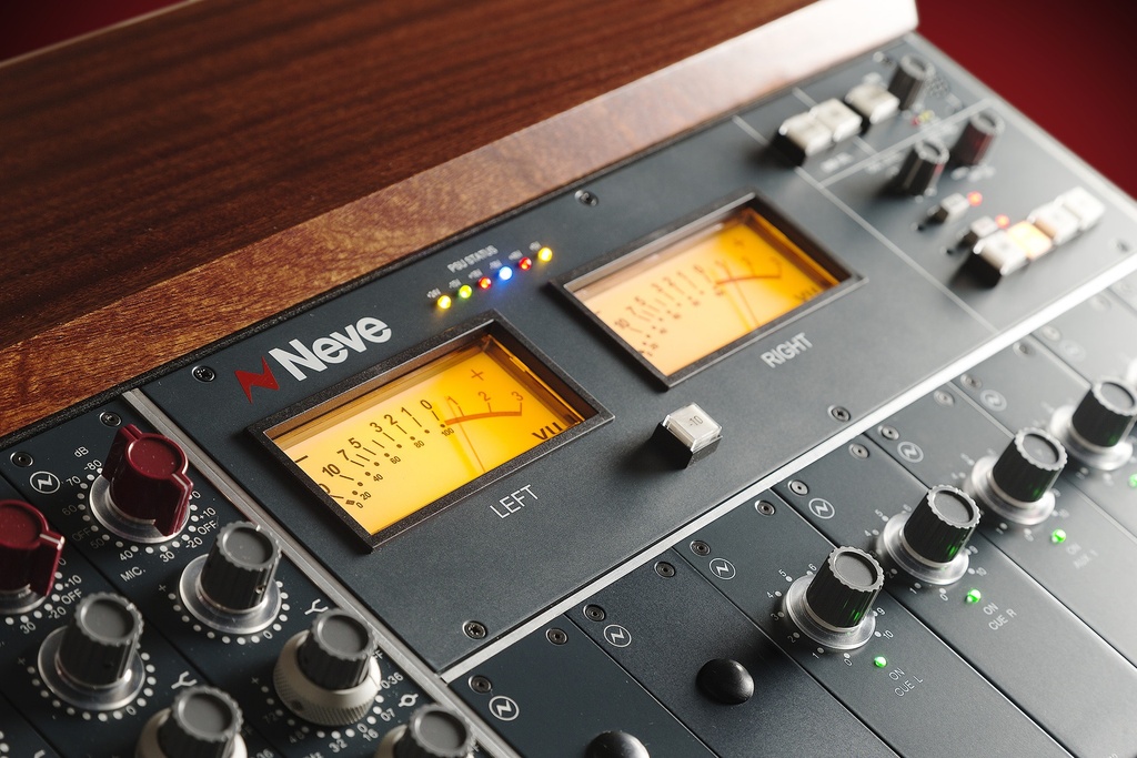 AMS Neve official - Neve_BCM10_2_mk2_09-copy-1.jpg