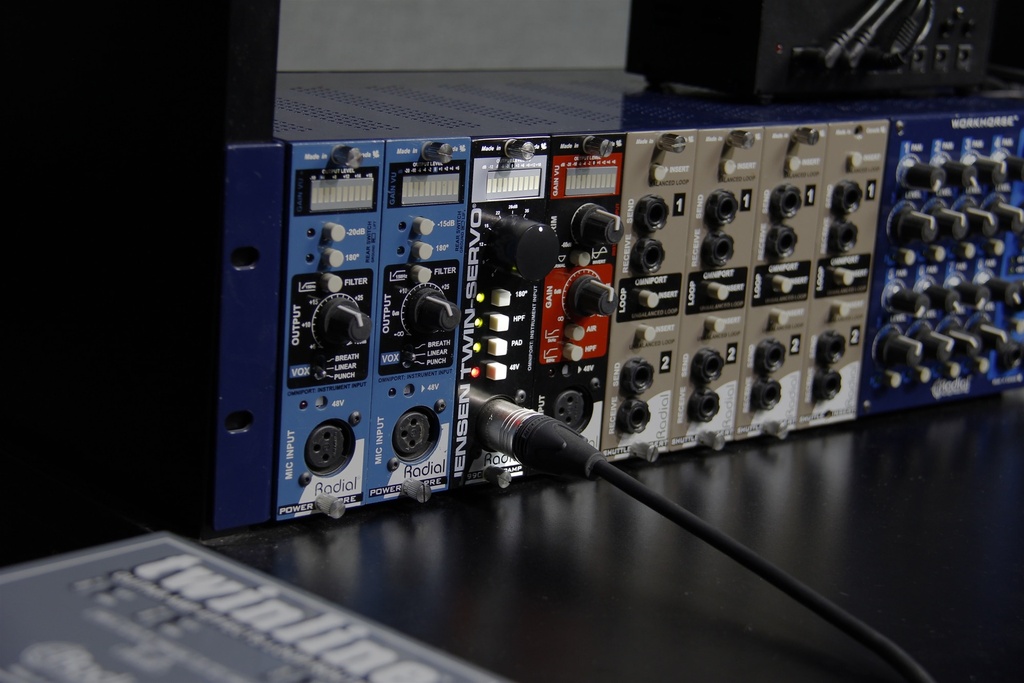 Radial Twin-Servo